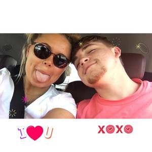 Meet your Posher, Lexie